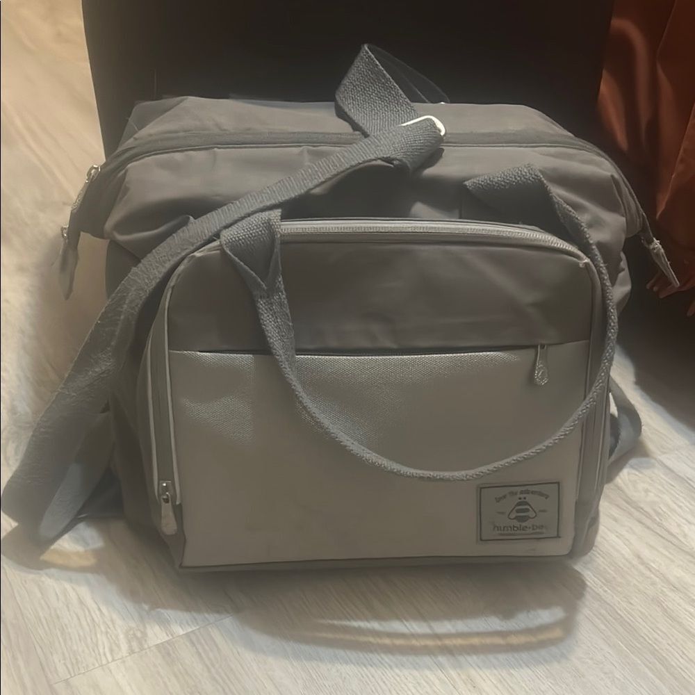 Humble bee 🐝 diaper bag preloved